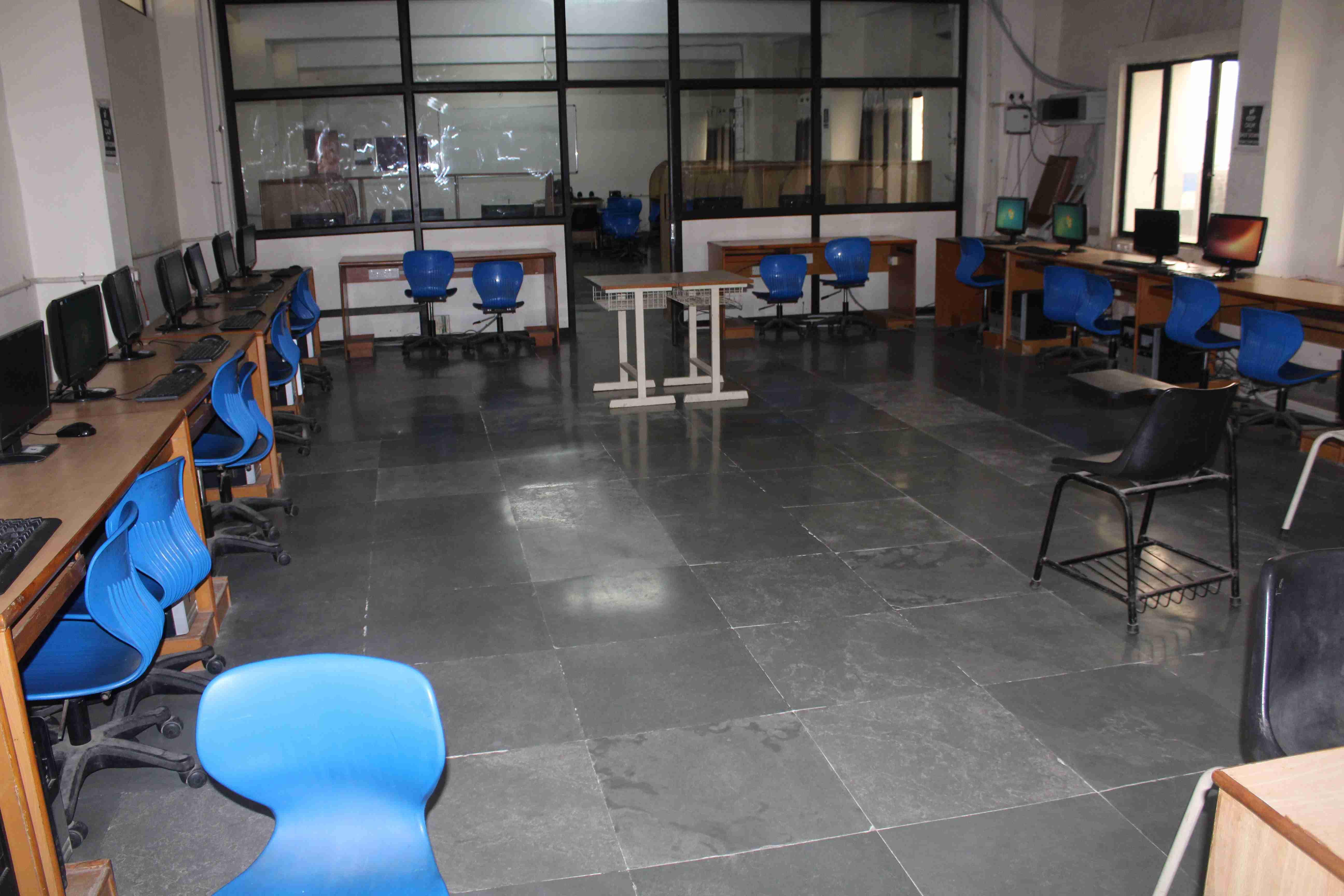 Eshan College of Engineering & Management Agra Labs photo 4